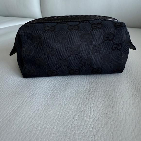 Gucci GG Black Canvas Cosmetic/Accessory Pouch - Excellent Condition! - Picture 3 of 16